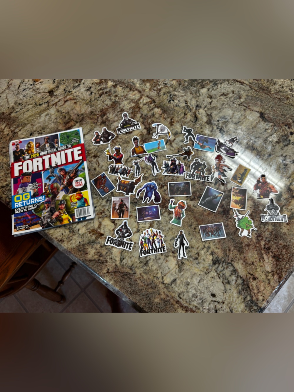 New Fortnite 2025 Guide Magazine with Tips/Tricks & Random 10 Sticker Set
